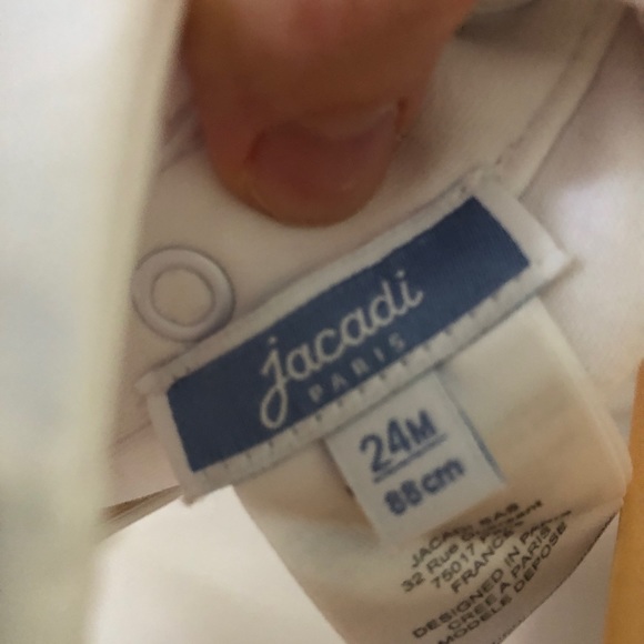 JACADI Onesie! Size 24 Months. White cotton with little raspberry embroidery. - Picture 5 of 5
